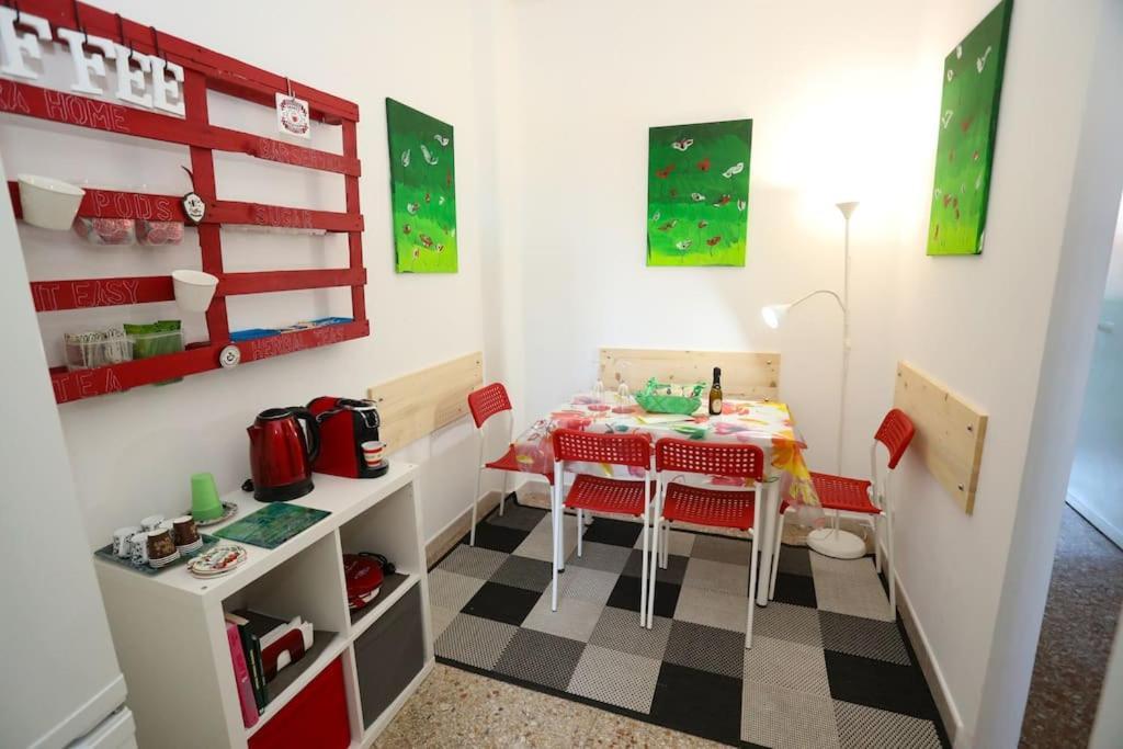 Aura - Grazioso Vicino Metro A E C Apartment